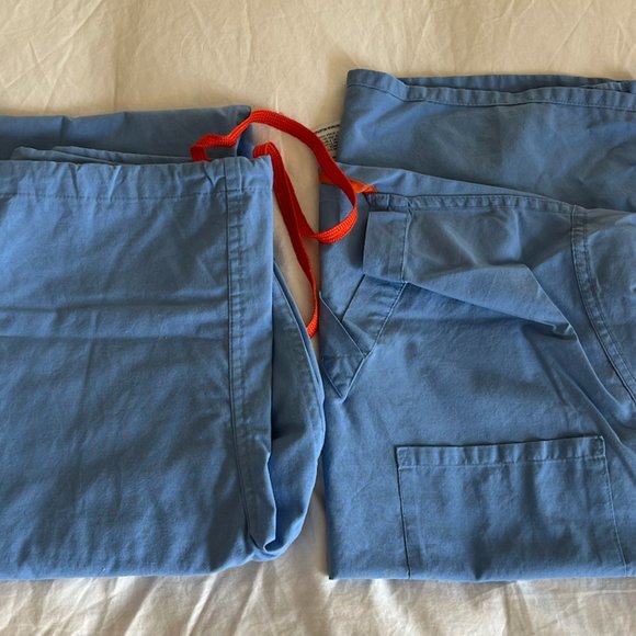 Unisex Medline Scrubs - Picture 2 of 2